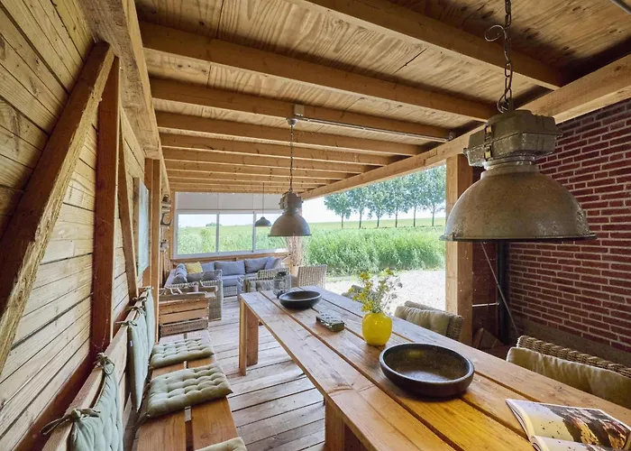 Poldergeluk Сasa de vacaciones Ooltgensplaat